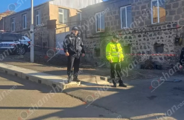 Սիսիանում տղամարդը նռնակ է նետել բնակչի տան ուղղությամբ